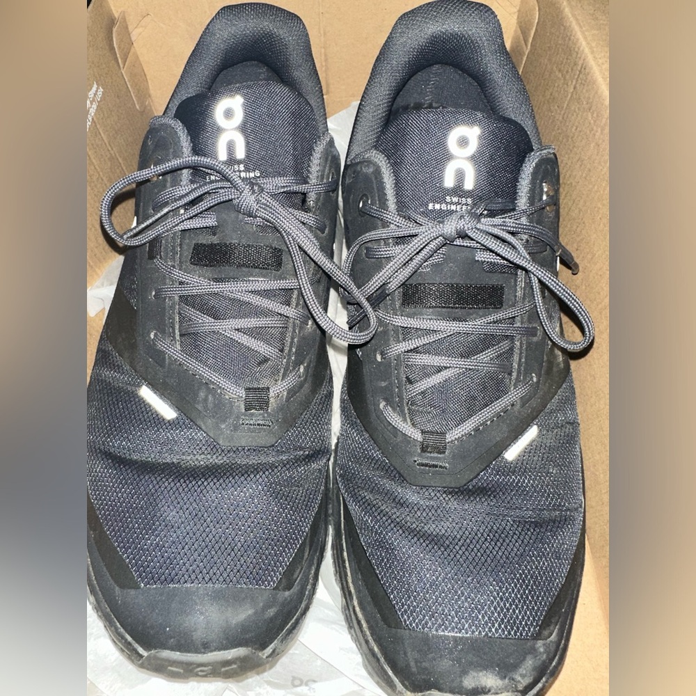 On Cloud Cloudventure waterproof trail shoes 10w